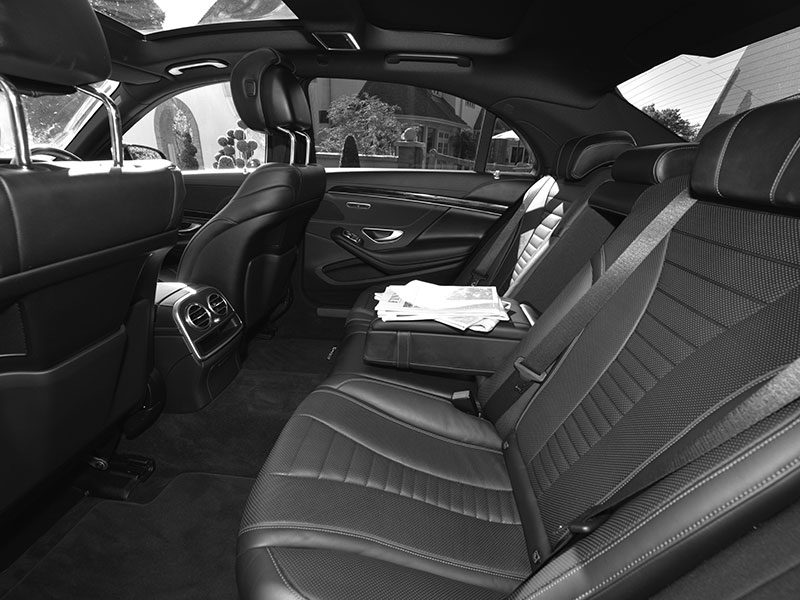 Car-Back-Open-Newspaper